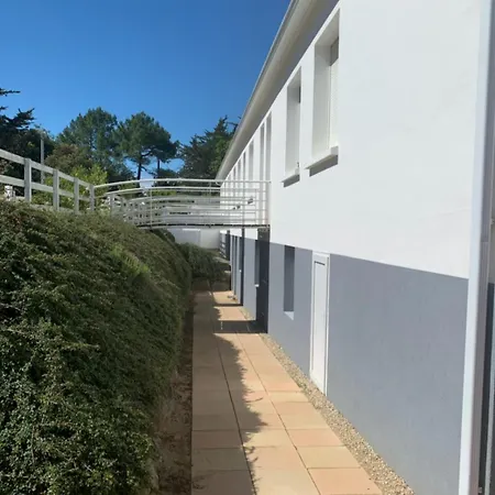 Апартаменты Resid'azur T2-pmr- Piscine Privee