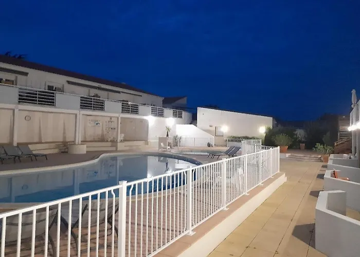 T2 Pmr Piscine Privée 400m De La