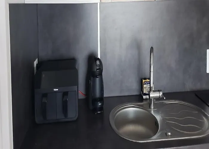 T2 Pmr Piscine Privée 400m De La Apartamento *