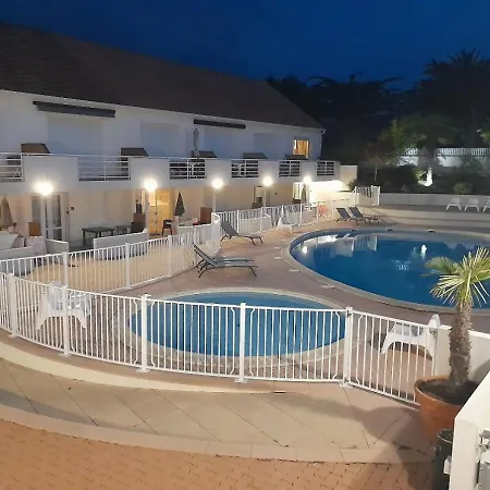 Apartment Resid'azur T2-pmr- Piscine Privee