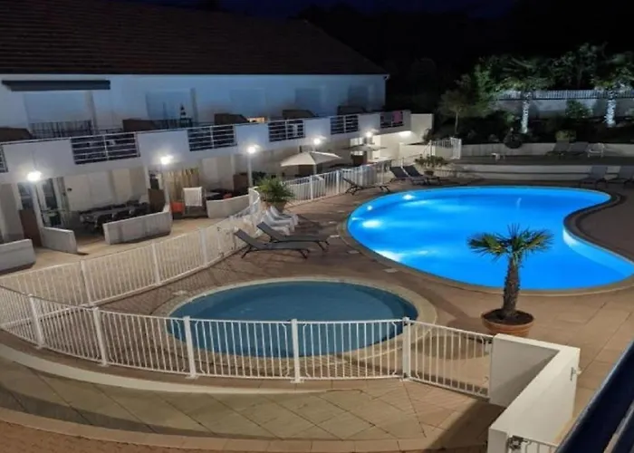 Resid'azur T2-pmr- Piscine Privee